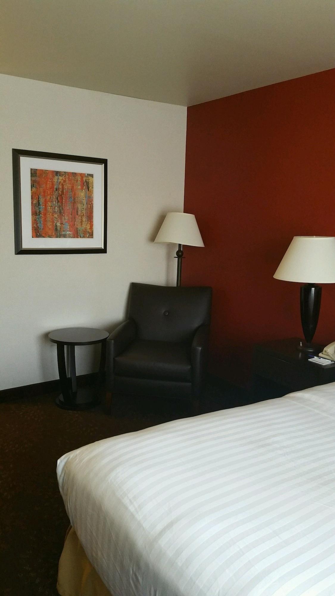 Holiday Inn Express Corvallis-On The River By Ihg Exteriör bild