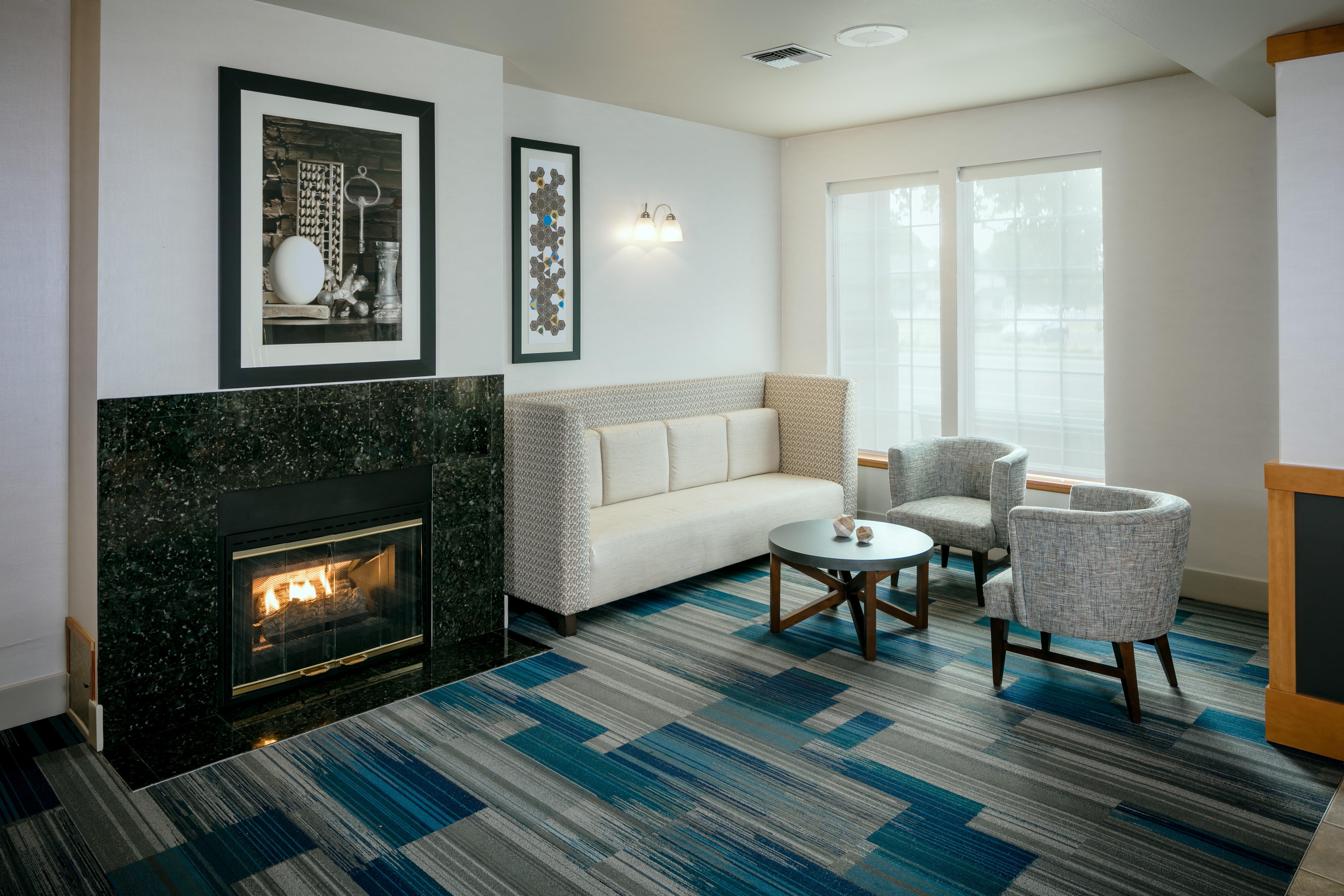Holiday Inn Express Corvallis-On The River By Ihg Exteriör bild