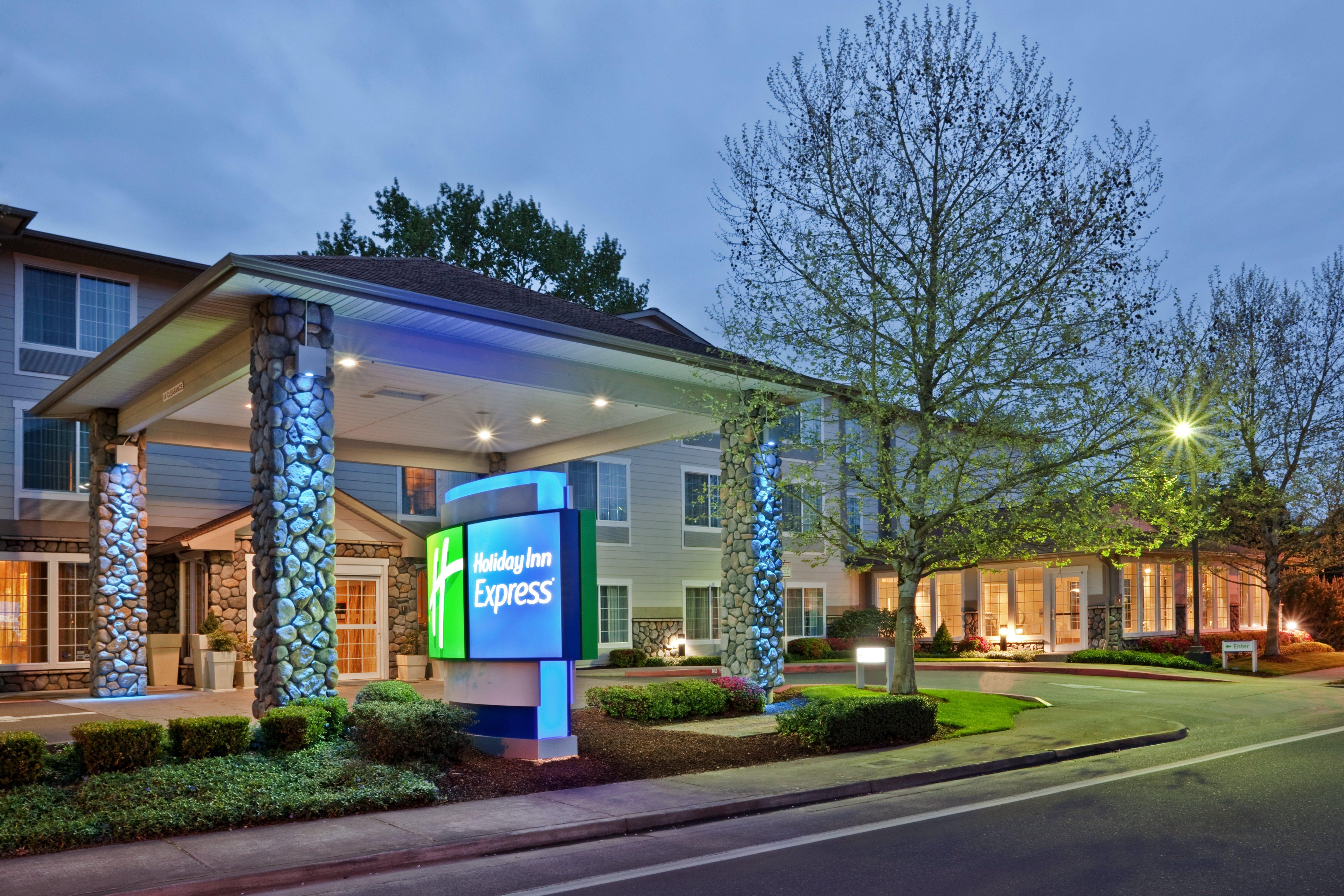 Holiday Inn Express Corvallis-On The River By Ihg Exteriör bild