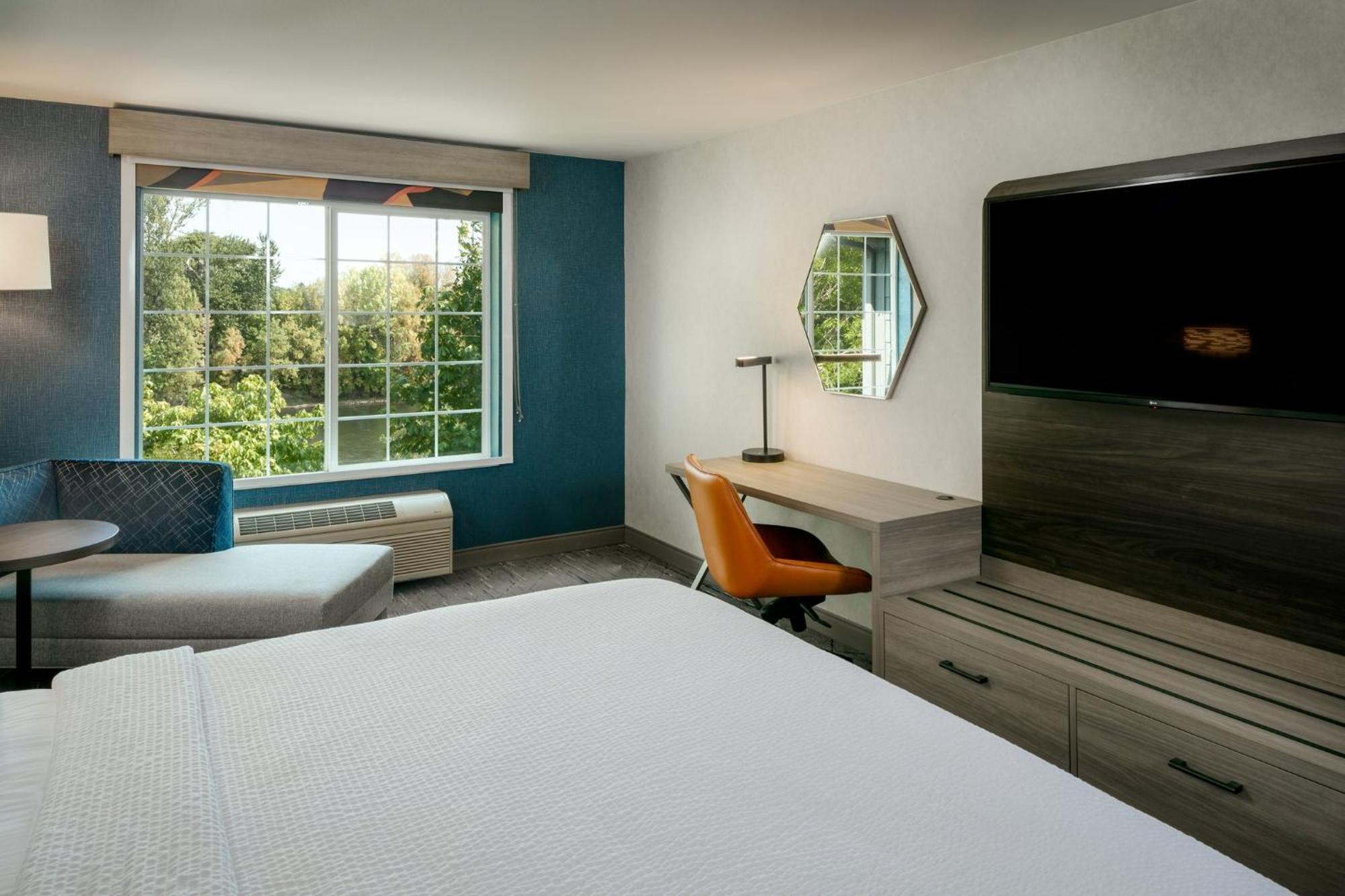 Holiday Inn Express Corvallis-On The River By Ihg Exteriör bild