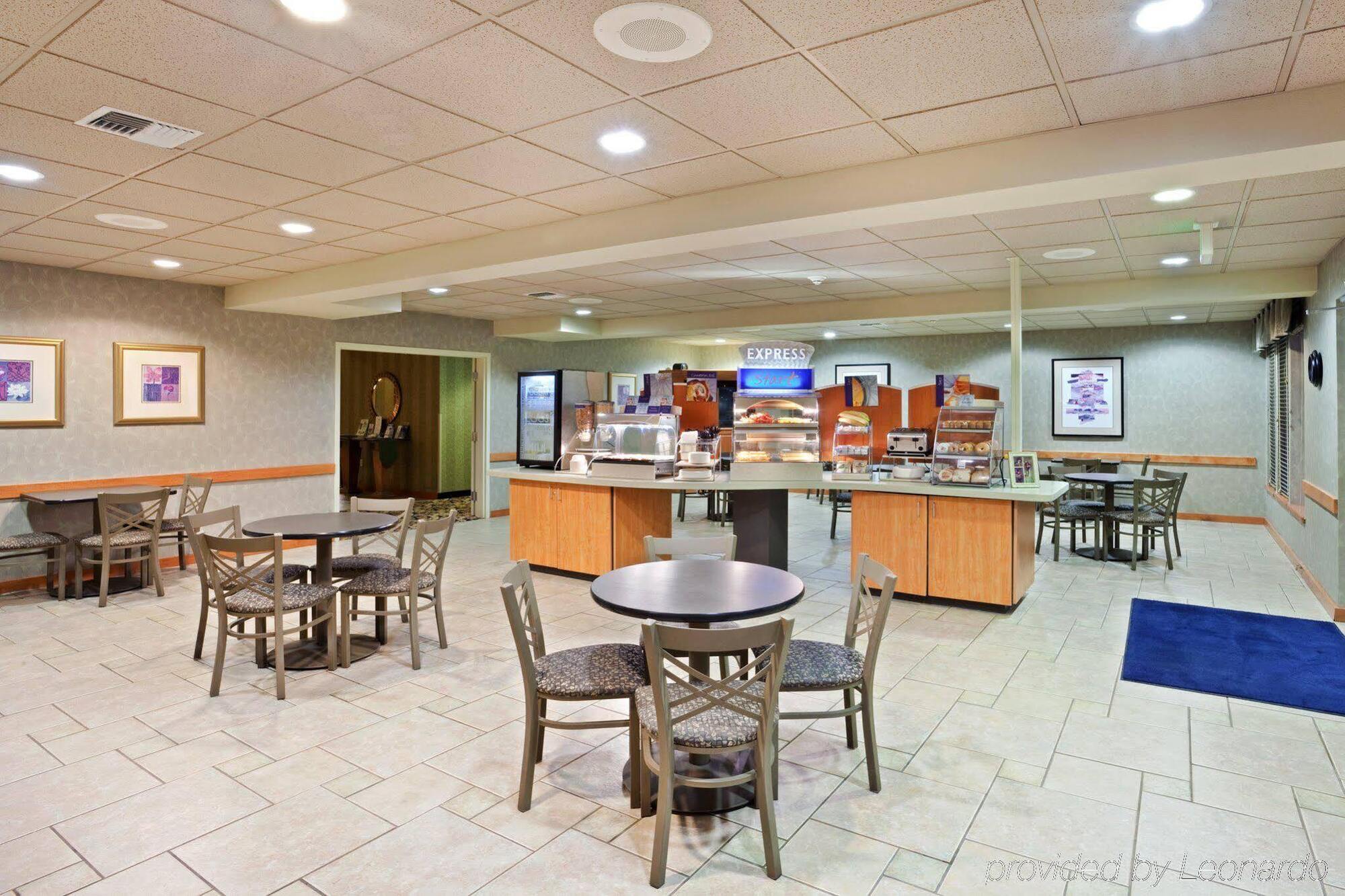 Holiday Inn Express Corvallis-On The River By Ihg Exteriör bild